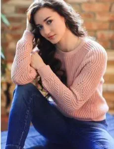 Elite escort service in Vile Parle for home and hotel visits